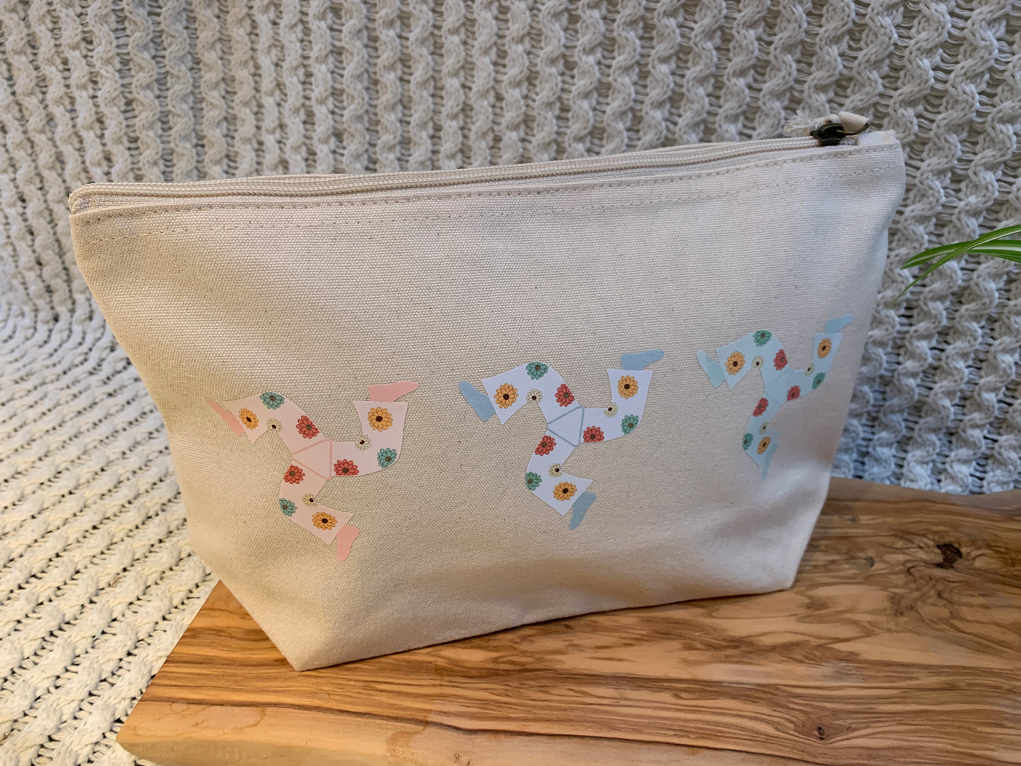 3 Legs Makeup Bag triple