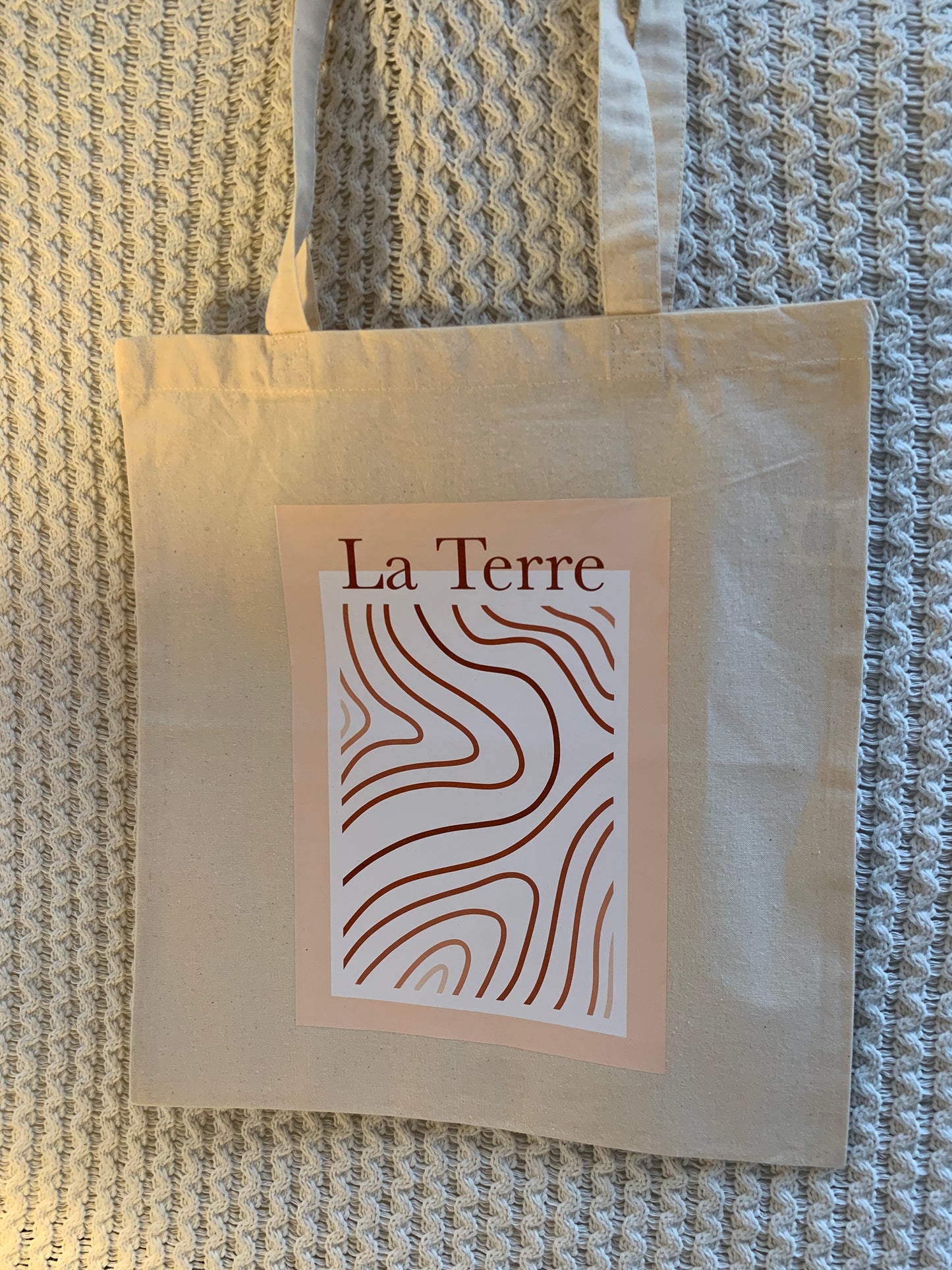 La Terre Tote Bag