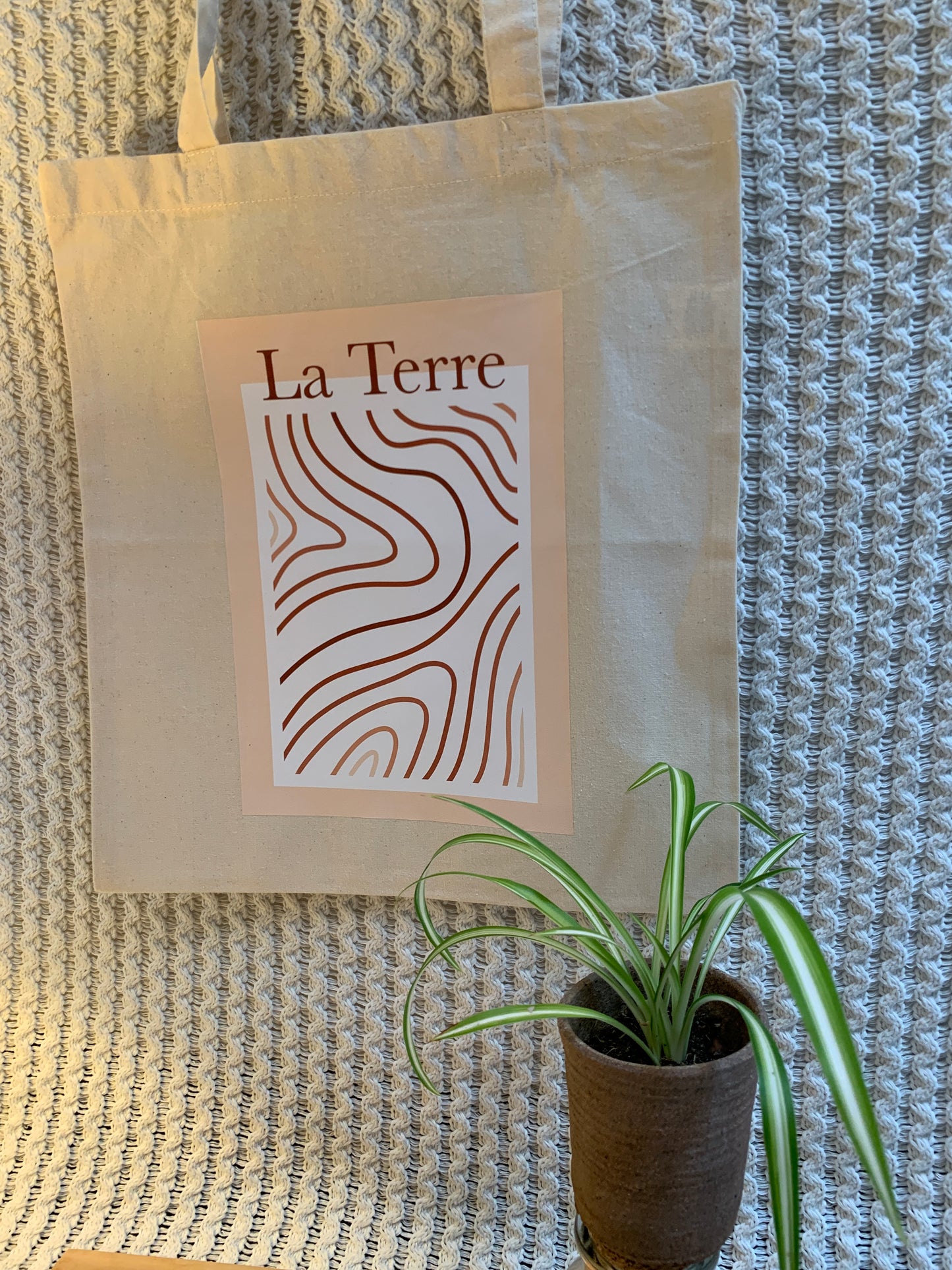 La Terre Tote Bag
